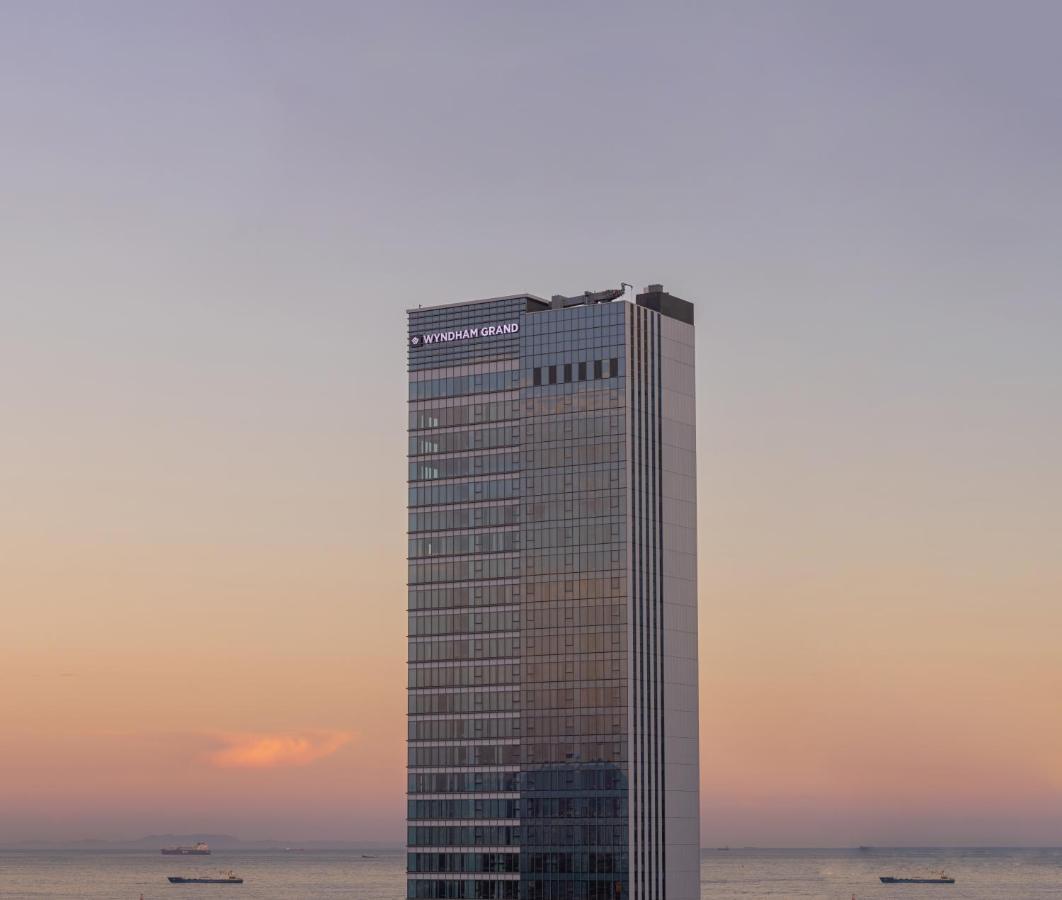 Wyndham Grand Busan Hotel Exterior photo